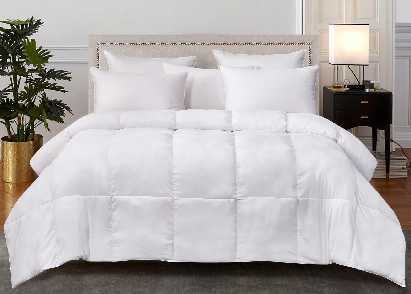All Season Ultra-Soft Microfiber Premium Polyester Down Alternative Comforter