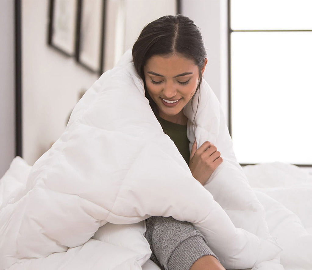 Microfiber All-Season Hypoallergenic Down Alternative Comforter