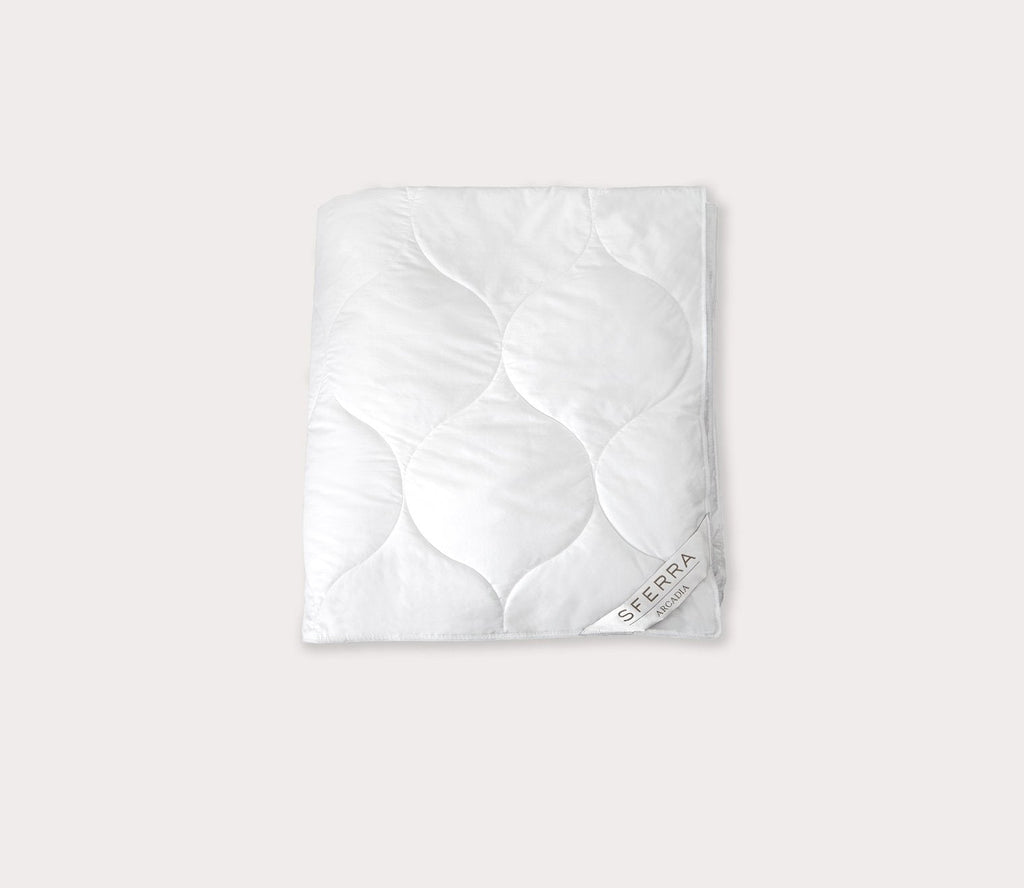 Arcadia Down Alternative Blanket