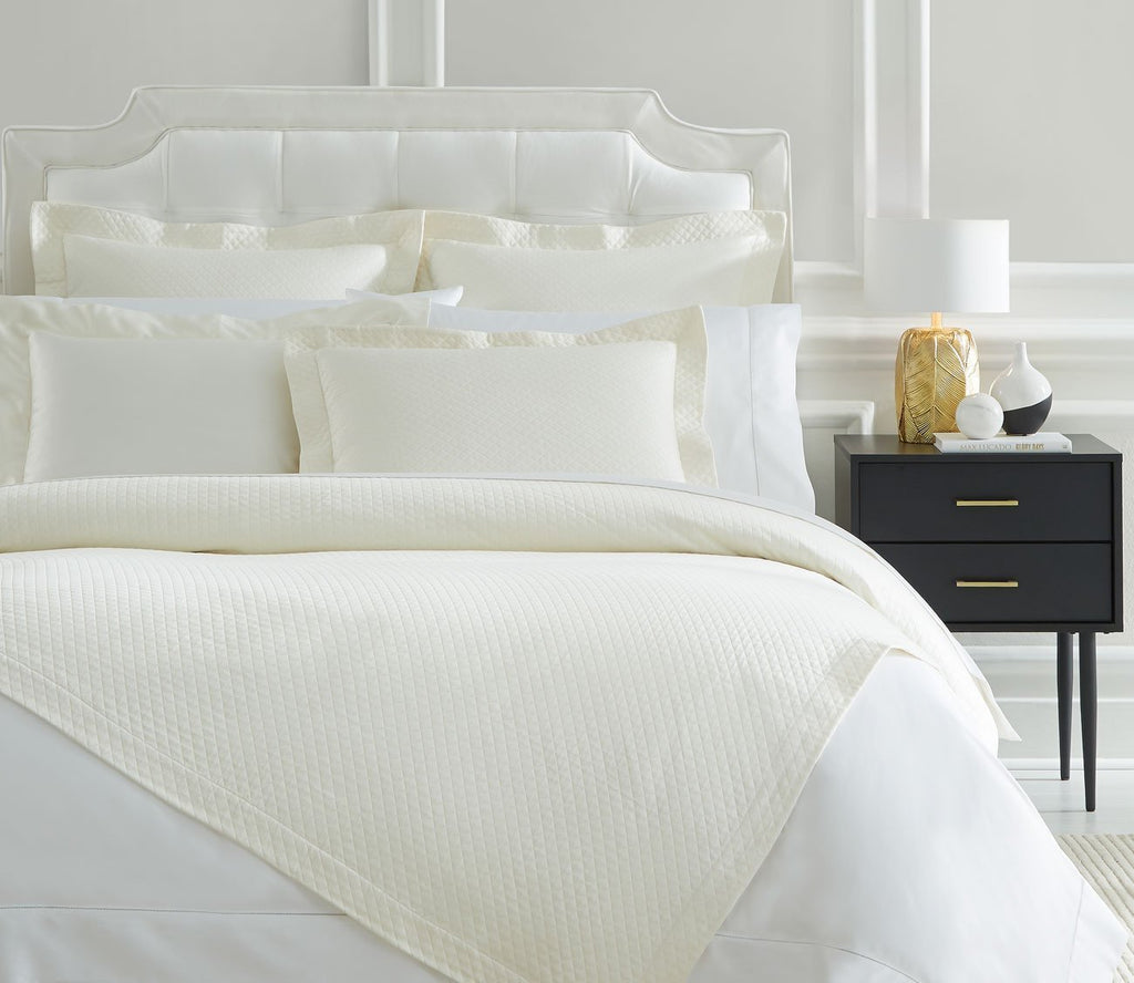 Bari Cotton Coverlet