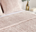 Bari Velvet Bliss Pink Quilt