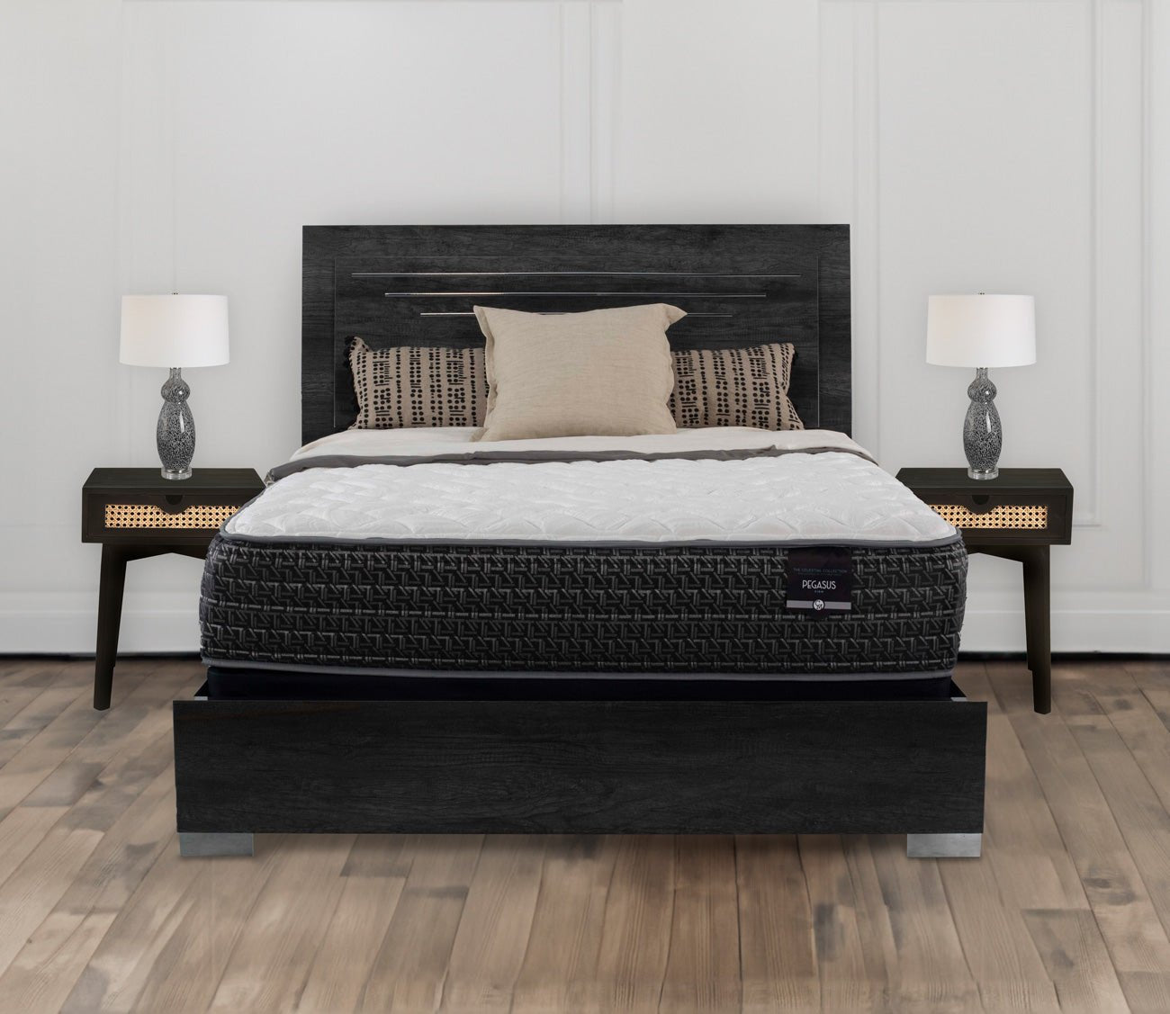 Pegasus Firm 832-Coil Zoned Innerspring Mattress