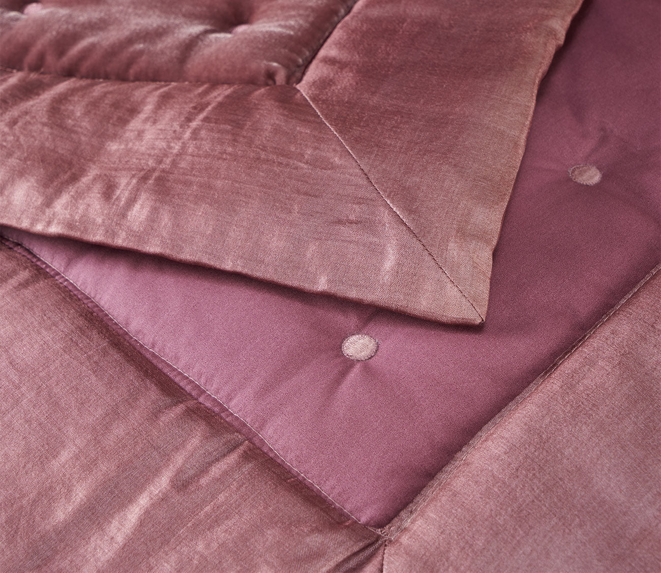 Cocon Silk Velvet Quilted Counterpane Bedspread