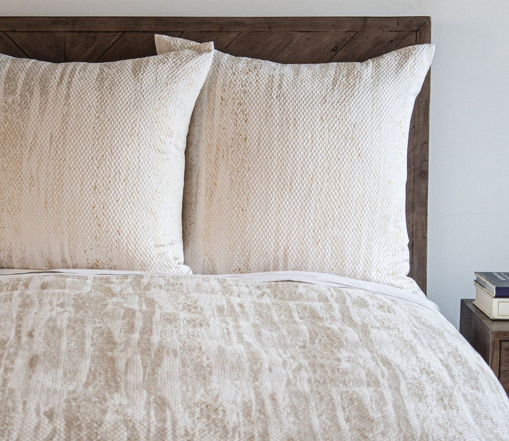 Escama Diamond Weave Metallic Throw Pillow Cover