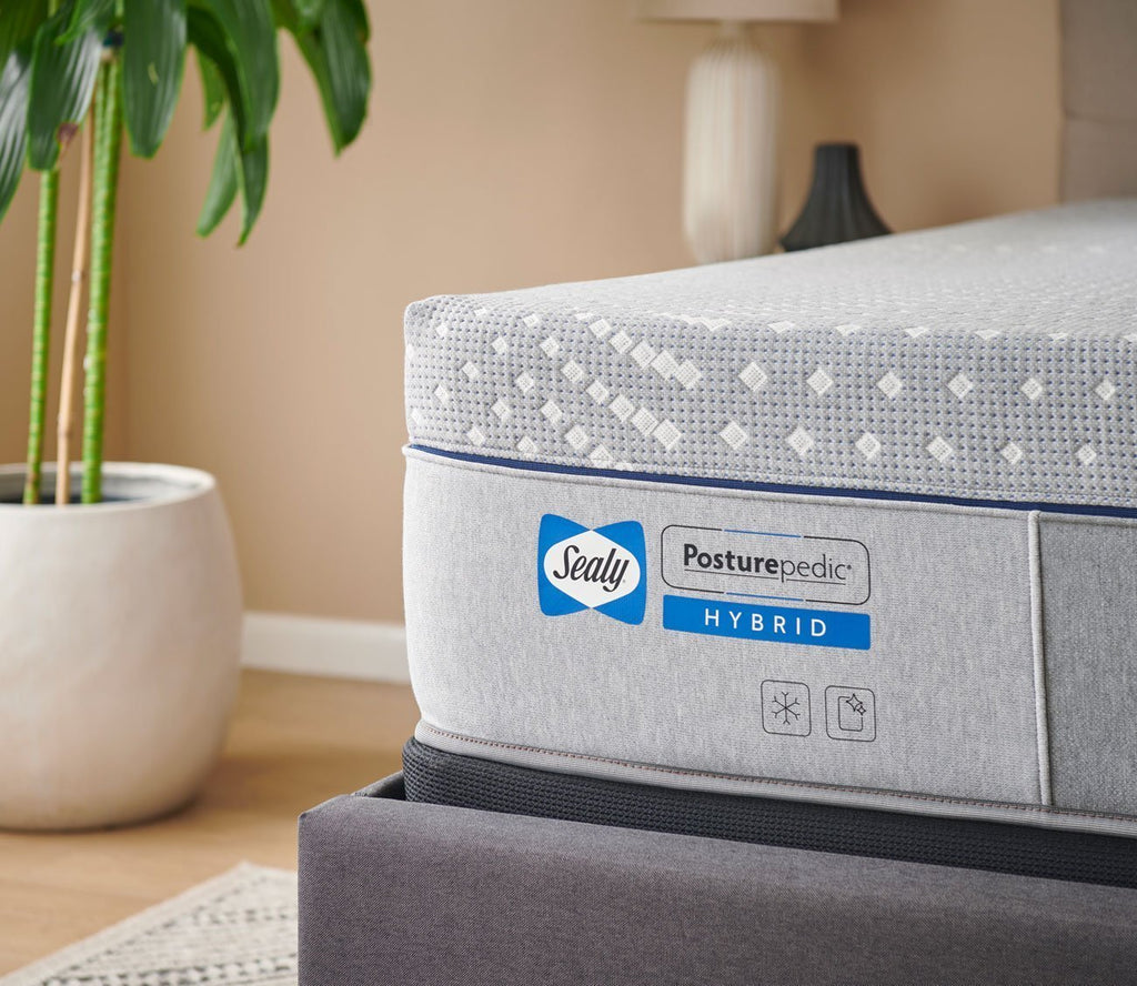 Sealy Posturepedic® Elsanta Hybrid Soft Mattress - FLOOR SAMPLE